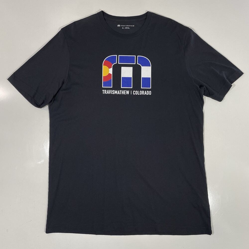Red Rocks 2.0 Tee Travis Matthew Colorado Men’s XL Black Cotton Golf Gym Shirt